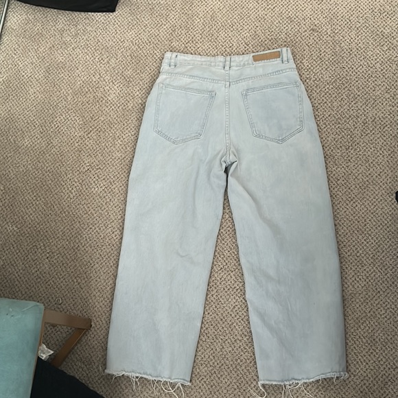 Jeans - Picture 2 of 2